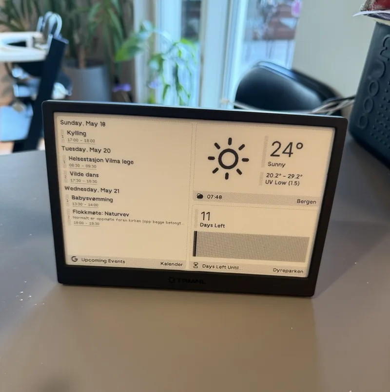 TRMNL e-ink display